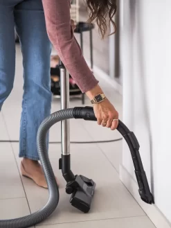 Rowenta Compact Power XXL-Bodenstaubsauger RO4825 Schwarz/grau -Rowenta 2691cc044aec2301cd91a8c17e9fdb62